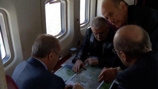 Erdoğan burada yaptığı konuşmada Üçüncü Boğaz Köprüsü'nün temelinin atılmasıyla ilgili hazırlıkları havadan incelediğini belirterek " Sondaj çalışmalarını yerinde gördük.