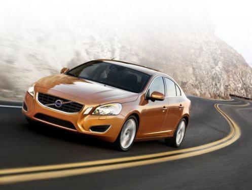 <p>Volvo S60</p>