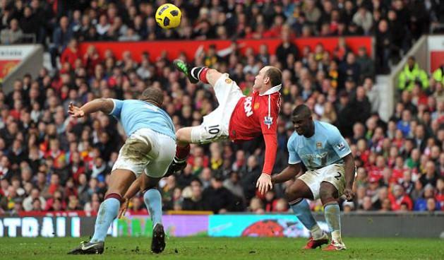 - İngiltere Premier League takımlarından Manchester United'ın futbolcusu Wayne Rooney'nin Şubat 2011'de Manchester City'ye attığı röveşata golü, taraftarlarca yapılan oylamada ''Premier League'in en iyi golü'' seçildi.