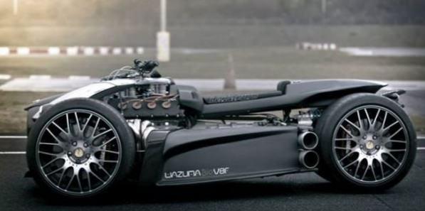 <p>The Lazareth Wazuma, 3 litrelik V8 Ferrari motoru ve BMW vites kutusuyla performans olarak da tatmin edici özelliklere sahip.</p>
