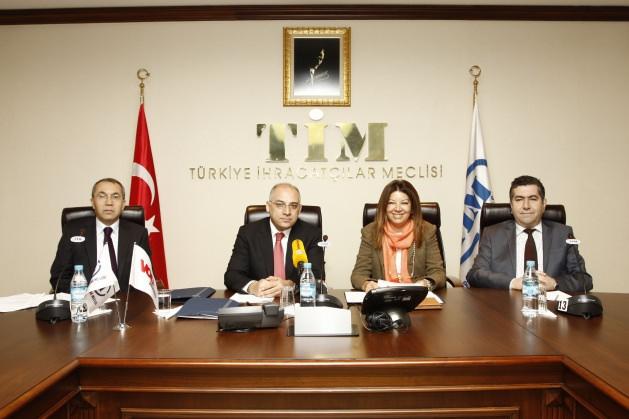 <p>Türkiye İhracatçılar Meclisi, 2012 yılında en fazla ihracat yapan firmanın, 5 milyar 42 milyon dolar ile TÜPRAŞ olduğunu açıkladı.</p>
