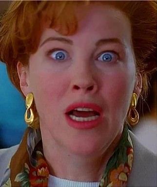<p>Kate McCallister-Catherine O’Hara</p>