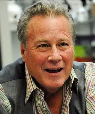 <p>Peter McCallister-John Heard</p>
