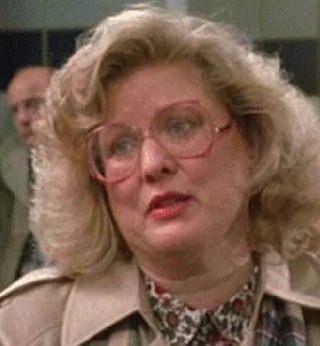 <p>Leslie Teyze-Terrie Snell</p>
