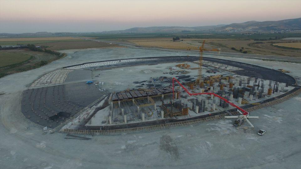<p>Hatay stadının 2017'de açılması planlanıyor,</p>
