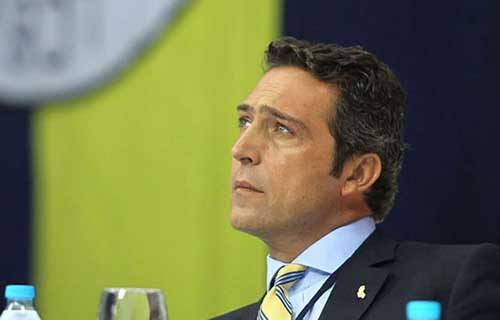 <p><strong>ALİ KOÇ’A KARŞI M.ALİ AYDINLAR</strong><br />Yıldırım’ın halefi olarak görülen isim Ali Koç... Koç’un Haziran ayında başkanlık için “Varım” diyeceği, hatta kongrenin Ali Koç-Aydınlar yarışına sahne olacağı iddia ediliyor.</p>