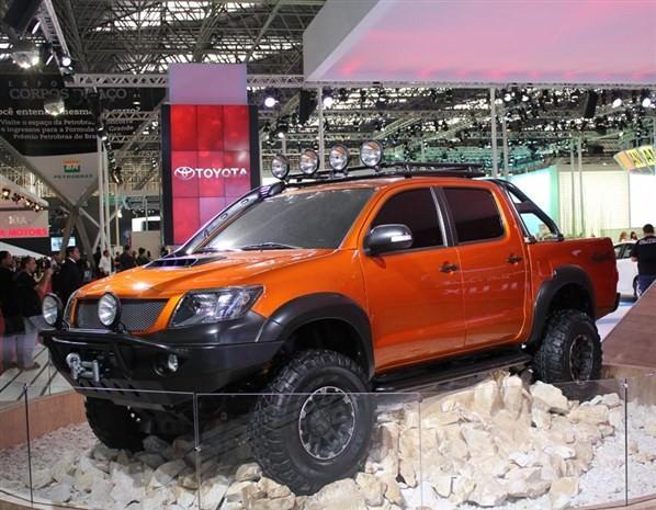  Toyota off-road truck