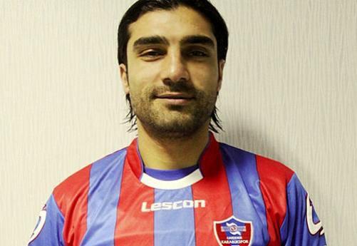 MUSTAFA SARP (MERSİN İY) Son olarak Karabükspor forması giyen Mustafa Sarp, 2002-2004 arasında da oynadığı Mersin İdman Yurdu'nun başarısı için ter dökecek.
