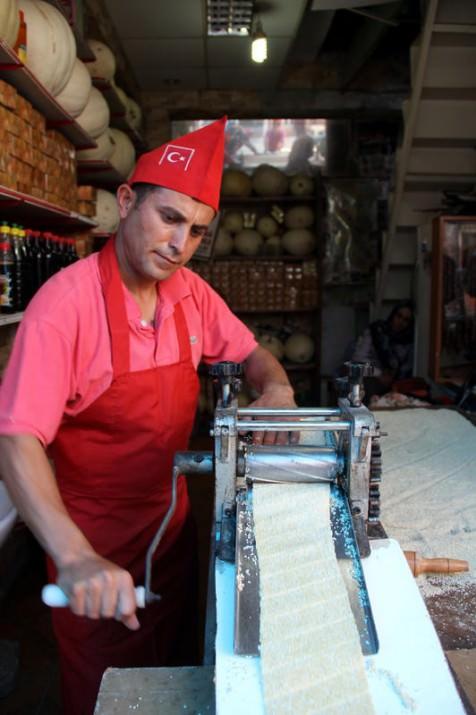 Hatay'ın çok kültürlü "Ramazan helvası"