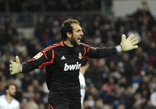 <div id="fotoGaleriAciklama">
<p><strong>Diego López: Real Madrid-Villarreal 7 milyon Euro</strong></p>
</div>