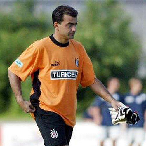 Murat Şahin   Oynadığı takımlar: Fenerbahçe-Beşiktaş 
