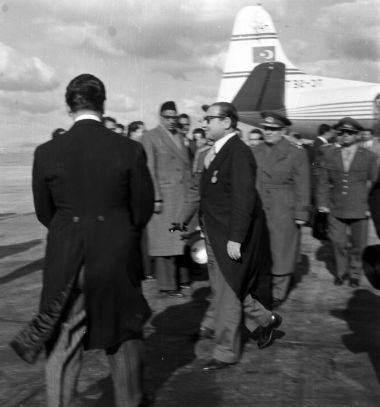 <p>Başbakan Adnan Menderes&rsquo;in idamının arkasındaki sır perdesi bug&uuml;n bile hala tam olarak aralanmış değil. 1. D&uuml;nya Savaşı ve Kurtuluş Savaşı&rsquo;yla yoğrulan Adnan Menderes, Serbest Cumhuriyet Fırkası ile siyasete girdi. 62 yıllık hayat macerası, DP iktidarının 10. yılında Yassıada&rsquo;da son buldu.</p>