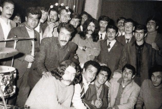 <p>TÜRKİYE - ŞANLIURFA (Bir konser sonrası), 1969</p>
