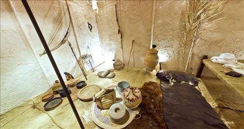 1400 yıl &ouml;nce Hazreti Peygamber'in yaşadığı ev hadisler ışığında uzmanlar tarafından birebir yeniden yapıldı.