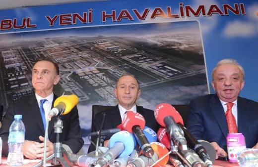 <p><strong>3’ÜNCÜ HAVALİMANI</strong><br /> İstanbul'a yapılacak 3'üncü havalimanı için düzenlenen ihaleyi 22 milyar 152 milyon Euro artı KDV ile Limak-Cengiz-Mapa-Kolin-Kalyon OGG kazandı. Bu rakam açık ara Cumhuriyet tarihinin en büyük ihalesi olarak kayıtlara geçti. Ödenecek KDV de eklendiğinde toplam miktar 26 milyar 142 milyon Euro oldu. Havalimanı inşaatı 1 yıl içinde başlayacak, 2018 yılının sonunda tamamlanacak.</p>