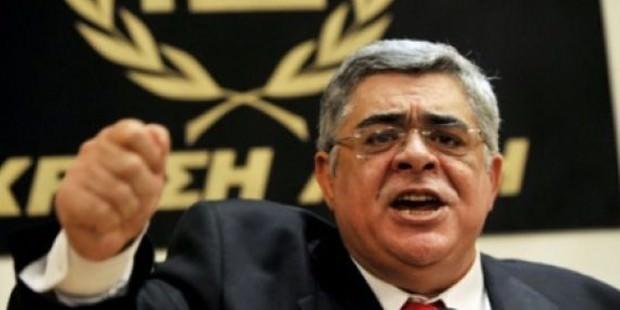 6 Mayıs: Yunanistan'da 6 Mayıs'taki seçimlerin ardından kemer sıkma karşıtı olan partilere desteğin artması, Yunanistan'ın Avro Bölgesi'nden çıkma endişelerini artırdı. Hiçbir partinin tek başına iktidar olacak kadar oy alamadığı seçimin sonuçlarından Yeni Demokrasi Partisi'nin ilk sırada geldiği 7 partili bir parlamento ortaya çıktı. Irkçı saldırılarıyla ünlü aşırı sağcı Altın Şafak Partisi de parlamentoya girebildi.