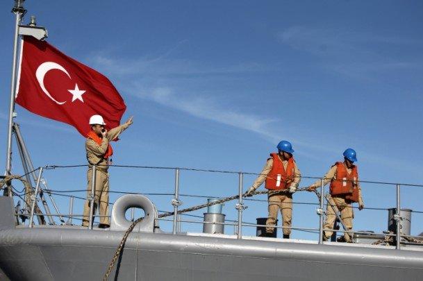 Barbaros Türk Deniz Görev Grubu-2014 kapsamında 17 Mart tarihinde Gölcük`ten ayrılan TCG HEYBELİADA ve TCG ORUÇREİS gemileri Güney Afrika`nın Cape Town limanına ulaştı. Osmanlı İmparatorluğu döneminde BURSA ve İZMİR korvetlerinin görev yaptığı sulara 148 yıl sonra yeniden gelen Türk Deniz Kuvvetleri, 1866`dan sonra Ümit Burnu`nu ilk kez geçecek.