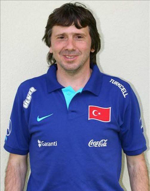 <p>Metin Tekin - Sarı Fırtına</p>