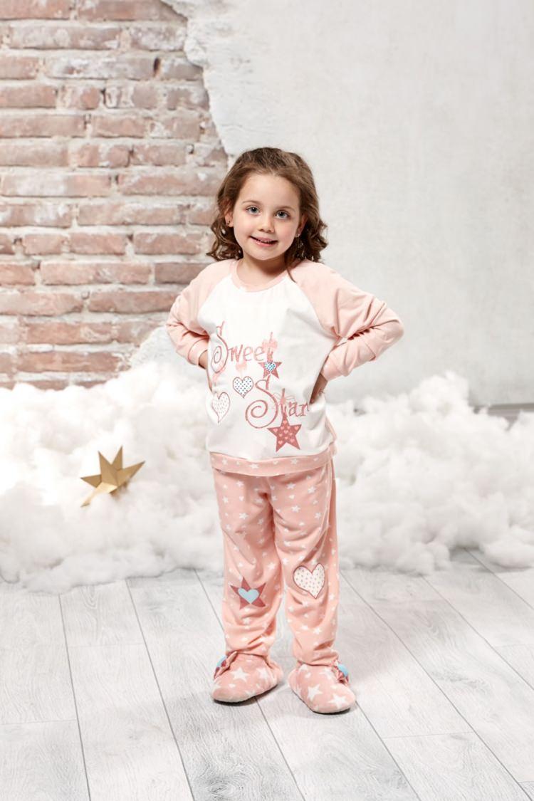 <p>Çocukların geceleri mışıl mışıl uyumasını sağlayacak olan penye pijama takımlarını sizler ve çocuklarınız için derledik.</p>
