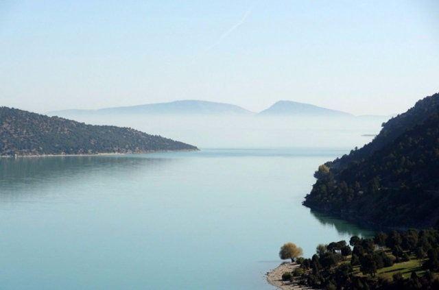 <p>Yenişarbademli</p>

<p>Isparta</p>
