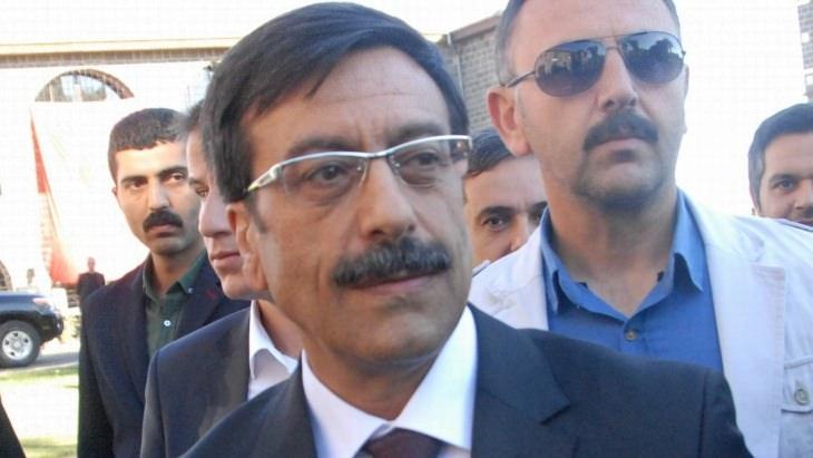 <p>DİYARBAKIR<br />
Cumali Atilla</p>

