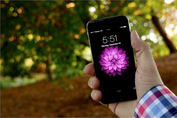 <p><strong>ŞİFRESİZ UYGULAMA İNDİRME</strong><br />
Apple, artık ücretsiz uygulamalarda kullanıcıya şifre sorup-sormamayı kendisine bırakmış. Yani eğer isterseniz App Store üzerinden indireceğiniz ücretsiz uygululamarda şifre sorma sorununu ortadan kaldırabilirsiniz.</p>
