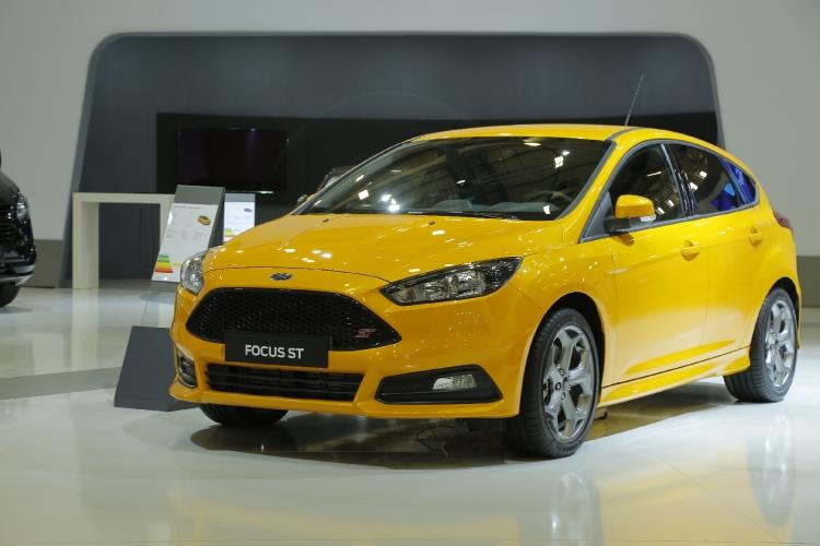 <p><span style="color:#FFA07A"><strong>Focus ST</strong></span></p>
