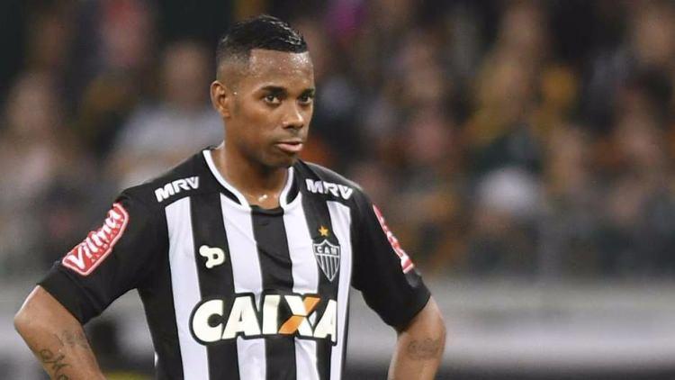 <p>ROBINHO | SANTOS | 32ROBINHO | SANTOS | 32</p>
