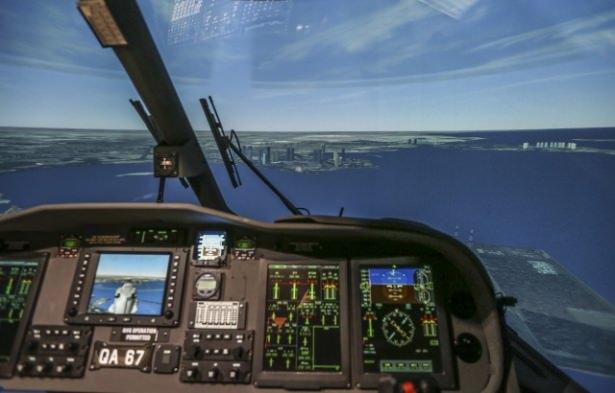 <p>HAVELSAN`ın, Katar Hava Kuvvetleri için geliştirdiği helikopter simülatörü, pilotlara her türlü hava koşulunda gerçek uçuşlarla birebir örtüşen eğitim olanağı sunuyor.</p>
