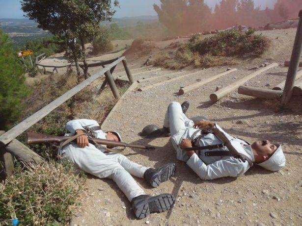 <p>Çanakkale Savaşları'nda, müttefik birlikler hem Seddülbahir hem de Arıburnu'nda başarılı olamayınca Çanakkale Boğazı'nı geriden sarkarak ele geçirmek amacıyla harekete geçti. </p>