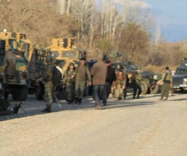 Vali Toprak, yaptığı açıklamada, İl Jandarma Komutanlığı'nın sevk ve idaresindeki 39 timden oluşan kuvvetin, 13-14 Aralık'ta hava destekli olarak Lice ilçesinin 4 köyünde operasyon düzenlediğini bildirdi.