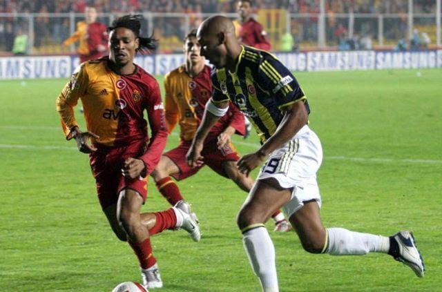 <p>RİGOBERT SONG</p>
