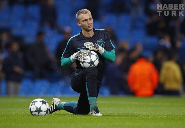 <p>Cillessen - 13 milyon €</p>