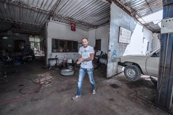 <p>Kaya, "Sosyal medya paylaşımlarına gelen yorumlar çok iyi. İnternette 'Yerli Jason' diye tanınmaya başlandı. İçinde büyük bir heves var. İmkan olursa oyunculuk eğitimi aldırmak istiyoruz. Arkadaşları olarak İsmail'in hayalini gerçekleştirmesinde her türlü desteği veriyoruz." diye konuştu.</p>
<p> </p>