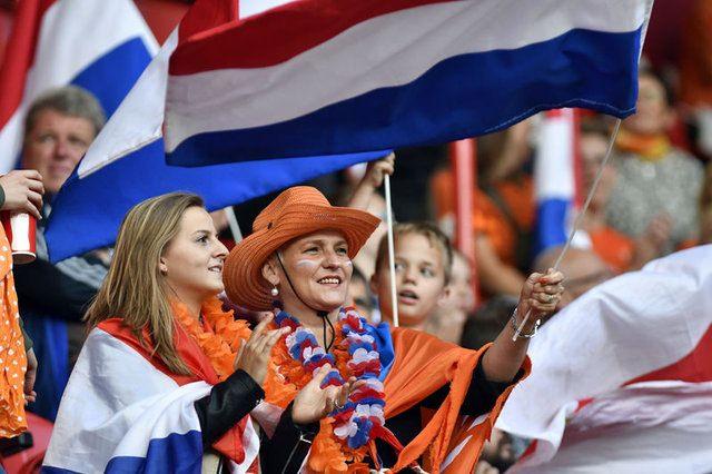 <p>32. Hollanda — 1.08 trilyon dolar</p>
