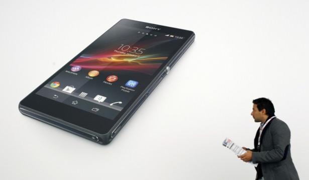 <p>9) Sony Experia Z3</p>

<p> </p>
