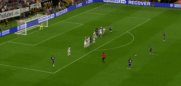 <p> Lionel Messi, Arjantin ile ABD arasında oynanan Copa America yarı final maçında harika bir gole imza attı.</p>
<p> </p>