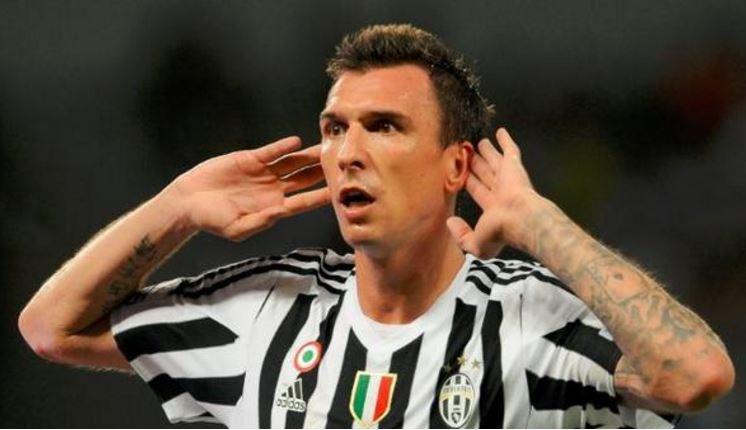 <p>Mario Mandzukic (Juventus)</p>

<p>Oynadığı bölge: Forvet</p>

<p>Yaş: 30</p>

<p>Mandzukic için Juventus ile bonservis pazarlığına başlandığı ifade ediliyor.</p>

