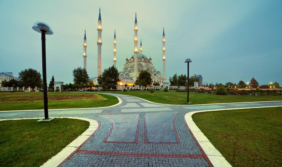 <p><strong>ADANA</strong><br />
<br />
1 MEVLÜT KARAKAYA ÜNİVERSİTE ÖĞRETİM ÜYESİ<br />
2 MUHARREM VARLI ÜNİVERSİTE EĞİTİMCİ<br />
3 SEYFETTİN YILMAZ ÜNİVERSİTE ORMAN MÜHENDİSİ<br />
4 CAHİT ÖZTOK LİSE İŞADAMI<br />
5 SİNAN GÜL ÜNİVERSİTE ZİRAAT MÜHENDİSİ<br />
6 ADEM GÜNDOĞAN ÜNİVERSİTE TIP DOKTORU<br />
7 MEHMET ALİ ARSLAN ÜNİVERSİTE KAMU GÖREVLİSİ<br />
8 İSA AYANOĞLU ÜNİVERSİTE AVUKAT<br />
9 İBRAHİM SEZER ÜNİVERSİTE ÖĞRETMEN<br />
10 NESLİHAN UZUN ÜNİVERSİTE FİZYOTERAPİST<br />
11 AYLA EMRAHOĞLU ÜNİVERSİTE TEKSTİLCİ<br />
12 HÜSEYİN YILDIRIM ÜNİVERSİTE MÜTEAHHİT<br />
13 HATİCE YÜCE ÜNİVERSİTE İŞKADINI<br />
14 ERSEN TÜZENER LİSE BASIN-YAYIN</p>
