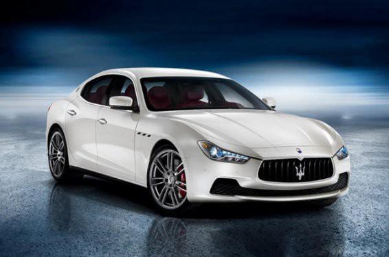 <p>Maserati Ghibli</p>