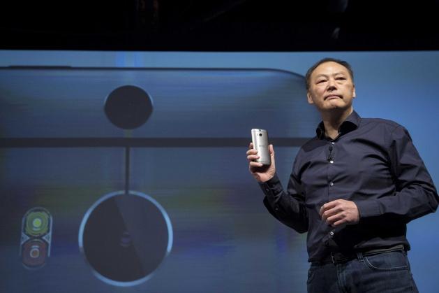 <p>Android işletim sisteminin en yeni sürümü olan 4.4.2 KitKat'ı kullanan HTC One M8, HTC Sense 6 arabirimiyle geliyor ve kendine özgü kullanıcı arayüzünün en gelişmiş halini kullanıcılarına sunuyor.</p>