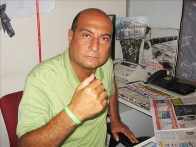 <p>FAİK GÜRSES "Bir baktım ayağı yerden kesilmiş Cüneyt Çakır'ın. Sallanıyor böyle 2 tane ayak." (Futbolmania)</p>