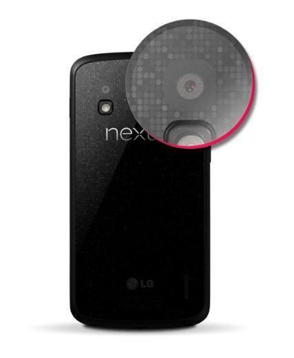 Google Nexus 4 8 ila 16 GB'lık hafıza kullanan Nexus 4'un üzerinde 8 megapiksel dahili kamera yer alıyor.