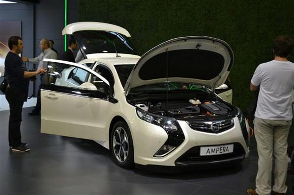   Opel Ampera