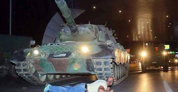 <p><strong>15-Bayram tatili iptal edilir mi?</strong></p>

<p>OHAL’de bayram tatilleri veya yıllık izinlerin iptali kanunen şartların oluşması halinde imkan dahilindedir.</p>
