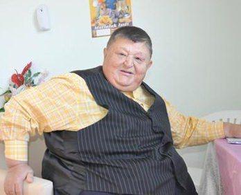 <p>Huzurevinde kaldığı süre boyunca boş durmadığını, okullardaki çocuk tiyatrolarında görev aldığını aktaran Sezgin, çocuklara dostluk, kardeşlik, birlik ve beraberlik mesajı vermeye çalıştığını anlattı.</p>