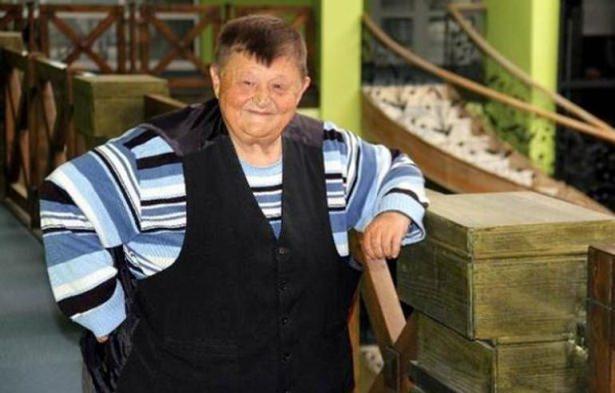 <p>Sezgin, 1 Kasım'da İstanbul'a giderek sözleşme imzalayacağını, çekimlerin 15 Kasım'da Kayseri'de başlayacağını sözlerine ekledi.</p>