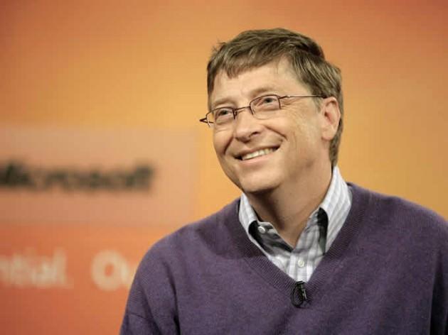 BILL GATES 1955 Seatle doğumlu olan bir zamanların en zengini ve Microsoft'un sahibi Bill Gates, şirket kurmak için okulunu yarıda bıraktı. Harward Üniversitesi Hukuk Fakültesi 3. sınıf öğrencisi iken, okuduğu bir makaleden etkilendi ve okulunu bıraktı. Paul Allen ile beraber Microsoft isimli bir şirket kurarak micro bilgisayarlara yazılım üretmeye başlayan Bill Gates daha sonra Basic dili, MS - DOs ve Windows işletim sistemleri ile Microsoft'u dünyanın en büyük yazılım şirketi yaptı.