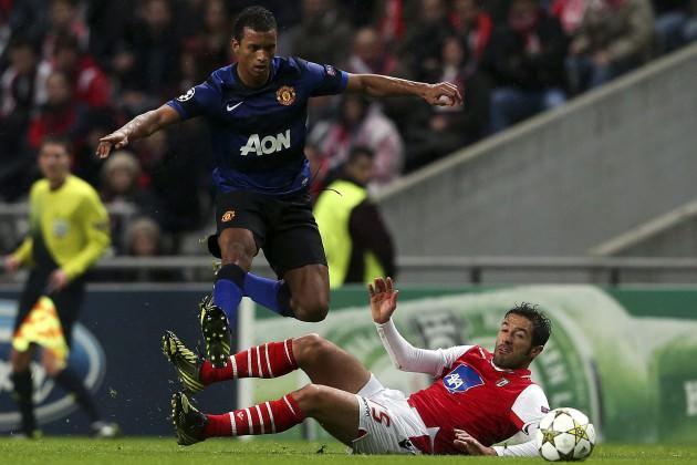 <p><strong>Nani Rüyası Gerçek Oluyor</strong><br />Monaco'ya gitmek istemeyen Nani, Galatasaray'a yeşil ışık yaktı. Menajeri Mendes İstanbula'a çağrıldı. Taraflar perşembe pazarlığa oturacak; anlaşma sağlanırsa rota Manchester'a kırılacak. <strong>AMK </strong></p>