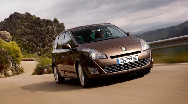 Renault Grand Scenic 1.5 DCi Sınıfı: C, MPV - 110 hp, 240 nm - EDC, 6 ileri, çift kavramalı Ortalama Tüketim: 4,8 Başlangıç Fiyatı: 67.450 YORUM: 7 kişilik MPV. Bu sınıfı ilk Renault üretmişti. Ekonomik motor ve kesinlikle çok başarılı bir şanzıman. Rakiplerinin önünde